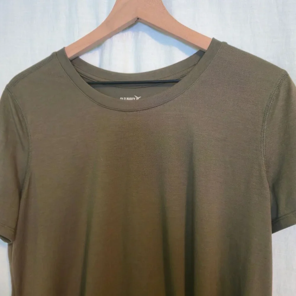 Old Navy t-shirt womens Large green short-sleeve twist hem round neck